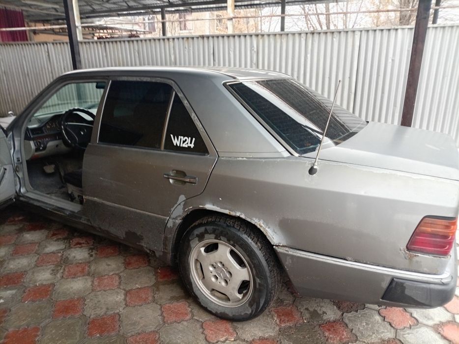 Продам авто 92 год 2.3