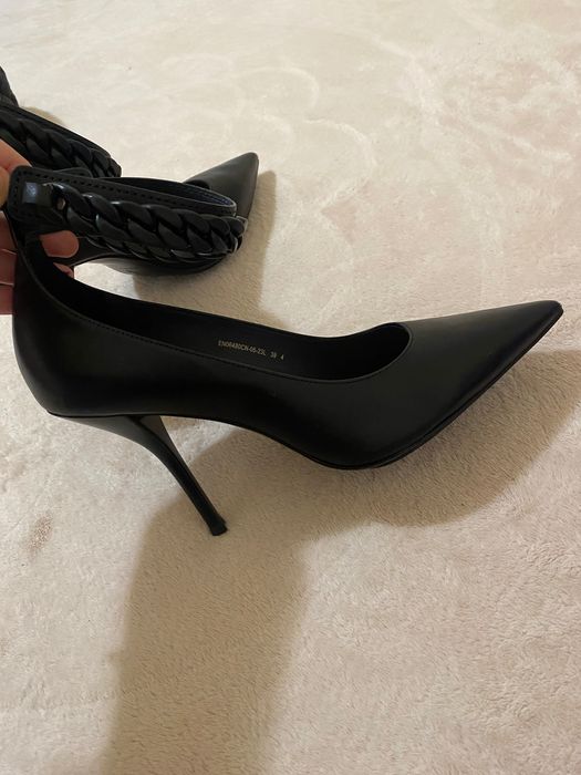 Ekonika pantofi din piele cu toc stiletto și bareta detașabilă