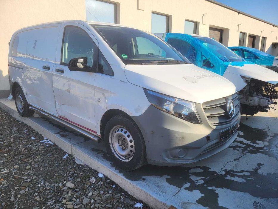 Dezmembrez Mercedes Vito 2024