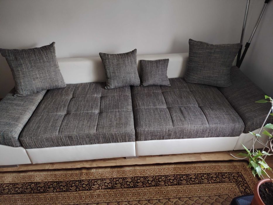 Canapea living cu arcuri