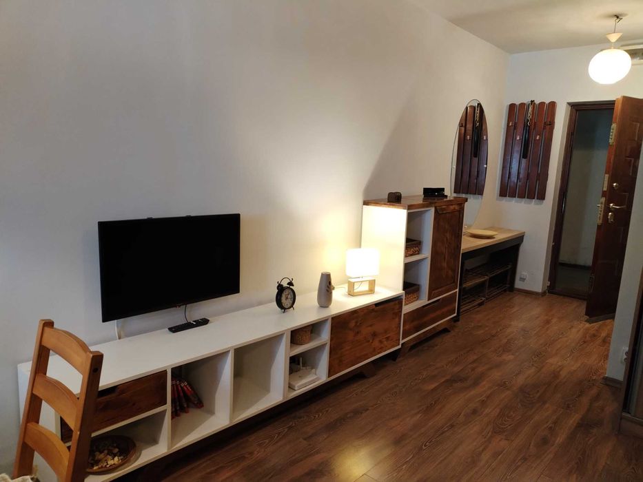 Inchiriez garsoniera Piata Iancului