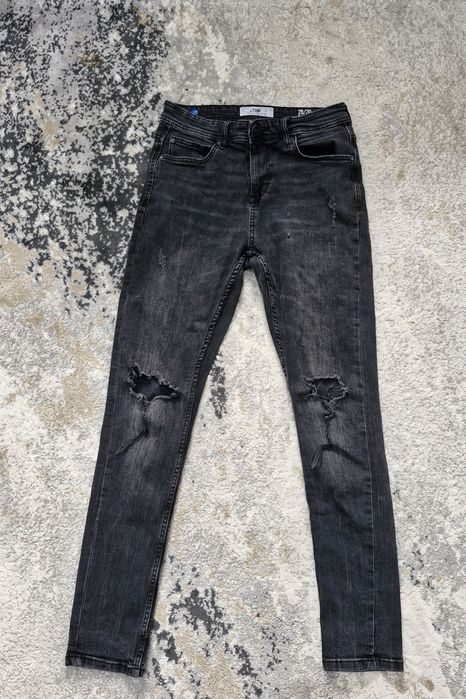 Blugi negri mărimea 28/30