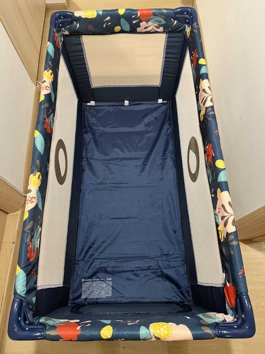 Vand Patut pliant cu fermoar 2 roti 120x60 cm albastru stare perfecta