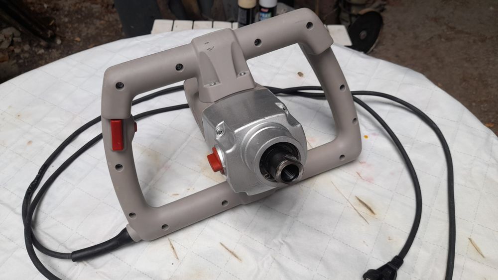 Миксер строительный