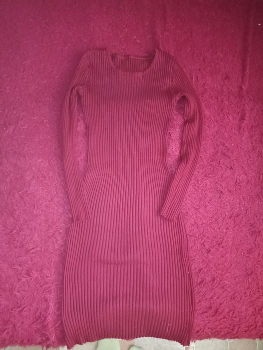 Продам платья по 1500