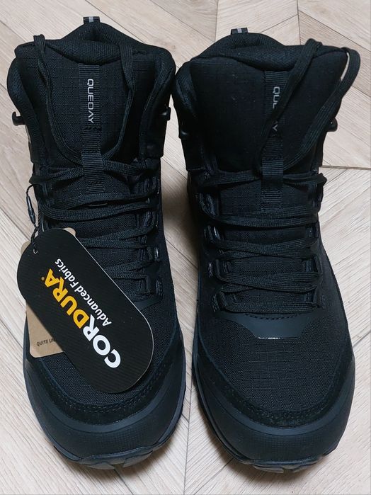 Новые качественные кроссовки STROBBS  42 размер!