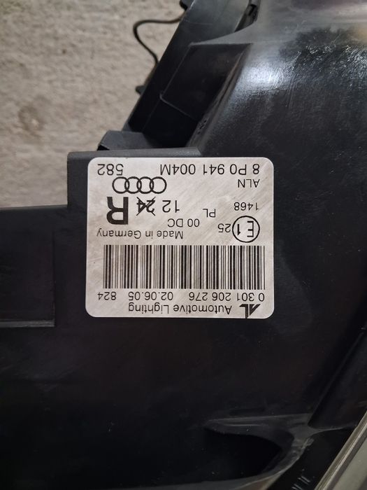 Оригинални немски ксенон фарове за Ауди А3