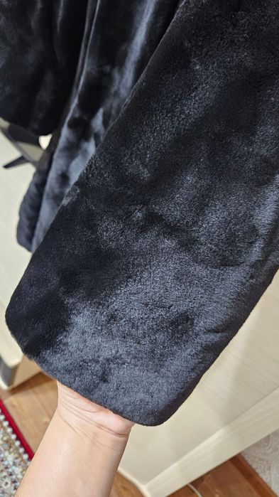 Продаётся норковая шуба