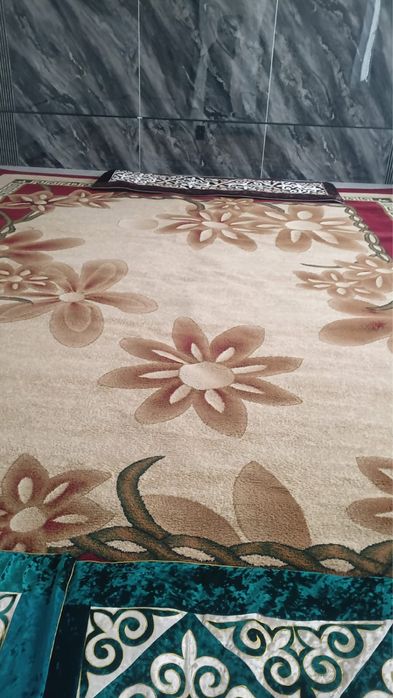 Продам ковер размер 4х5