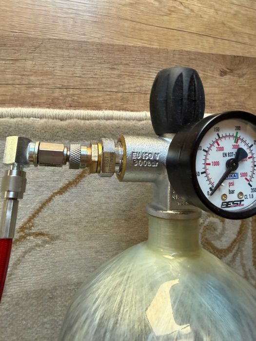 Карбонова водолазна бутилка, 6.8Л