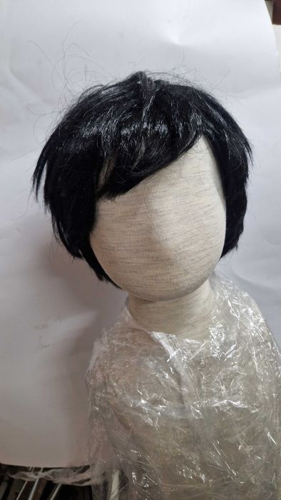 Перуки за детски и дамски манекени.