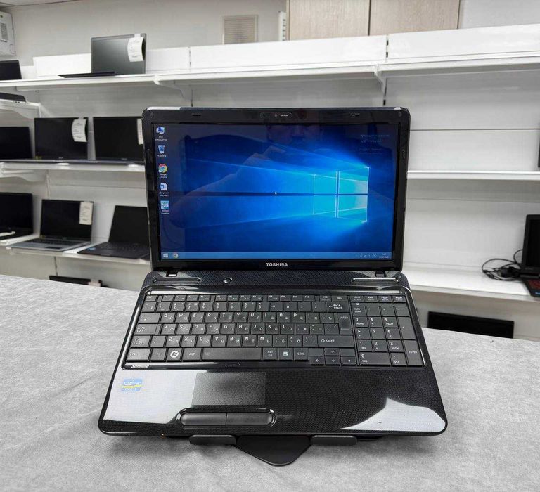 TOSHIBA  Core i5/ОЗУ6/HDD 750 бюджетный ноутбук для офиса