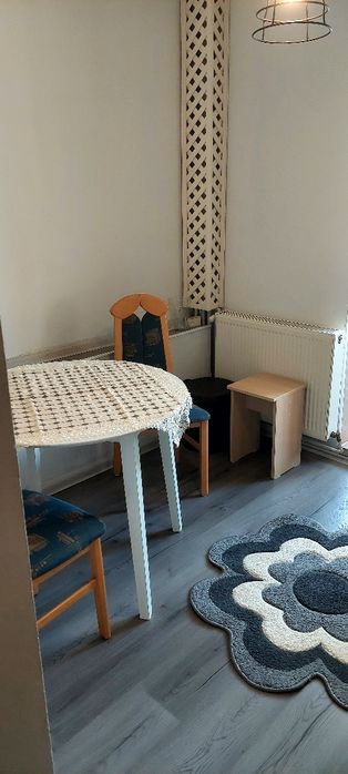 Închiriez apartament 2 camere Ploiești zona Maternitate