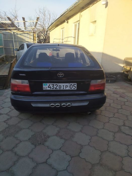 Toyota Corolla, 1995года
