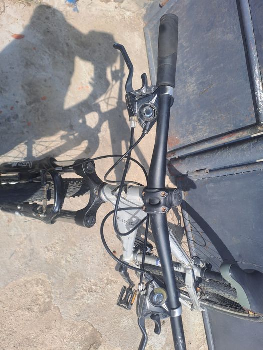 Bicicleta de vânzare