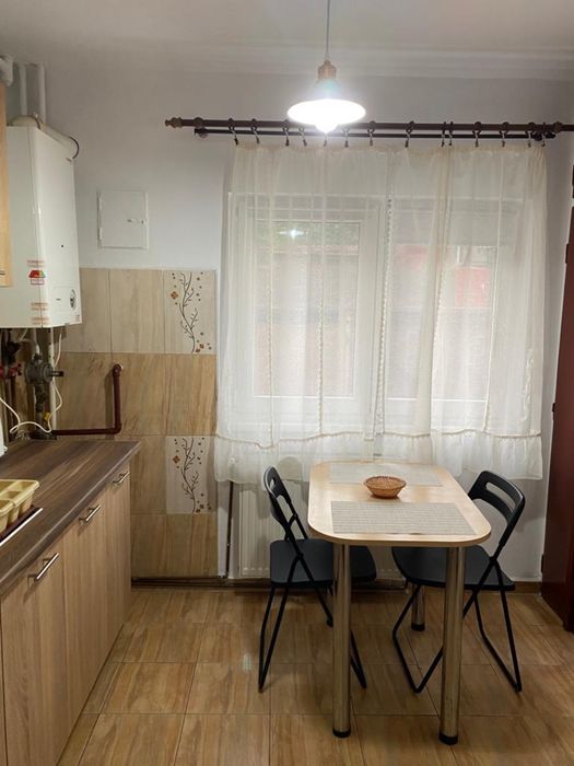 Inchiriez apt. 1 camera,str. Nasaud, Cluj-Napoca,  330 eur
