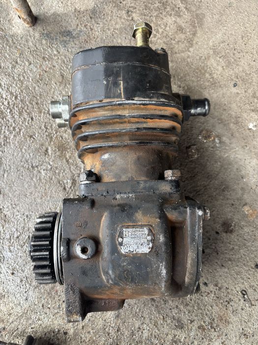 Продам компрессор от камаза