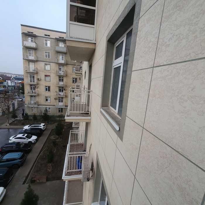 3 xonali uy sotiladi