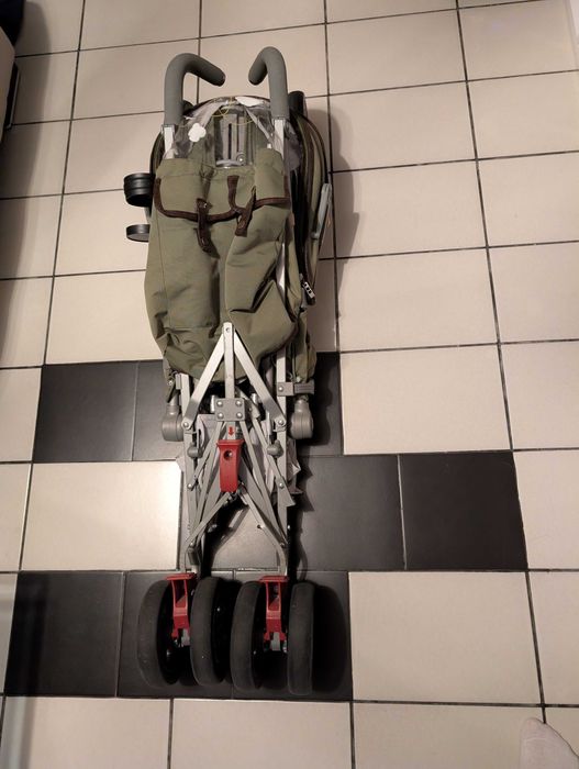 Подарявам лятна количка - maclaren spitfire