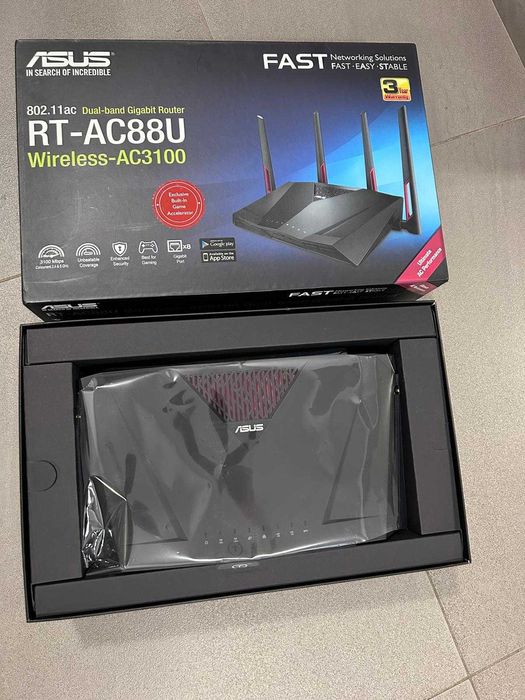 Router Gaming ASUS RT-AC88U AC3100 – ca nou, complet, cutie originală