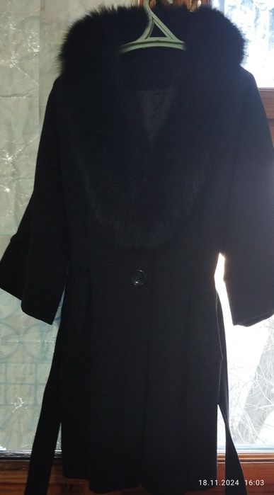 Продам чёрное пальто