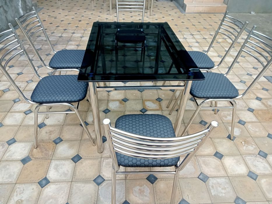 Sifatli Stol stullar