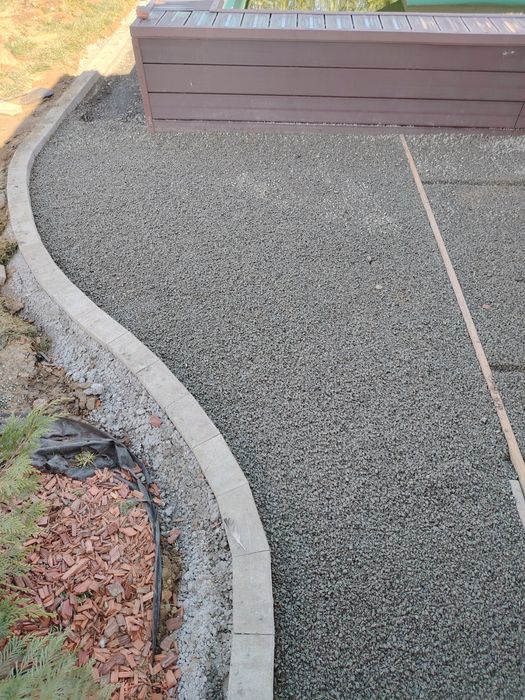 Montez pavaje si borduri