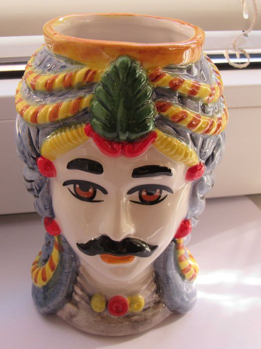 Сет от две вази-мавър от Сицилия, Италия