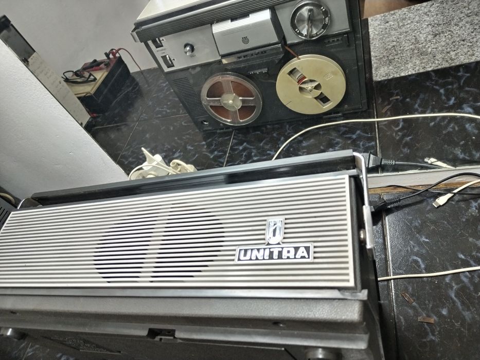 Magnetofon Unitra zk140 pe lămpi