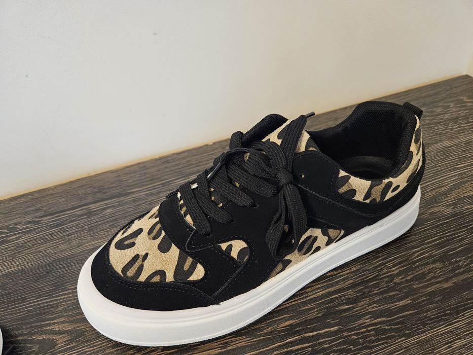 Нови кецове с леопардов принт н.39/40