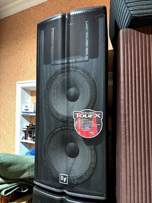 Electro Voice TX2152 original