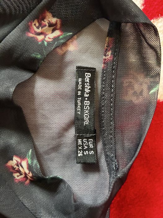 Body transparent cu trandafiri