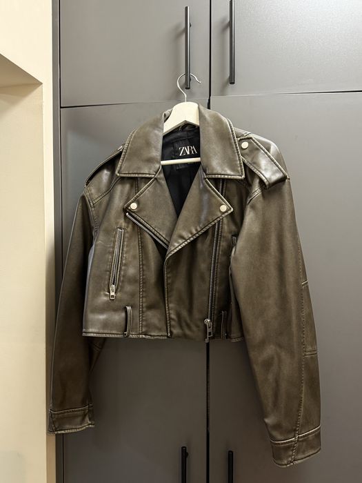 Яке от изкуствена кожа Zara