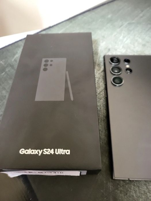 Samsung s24 Ultra, black, отличен