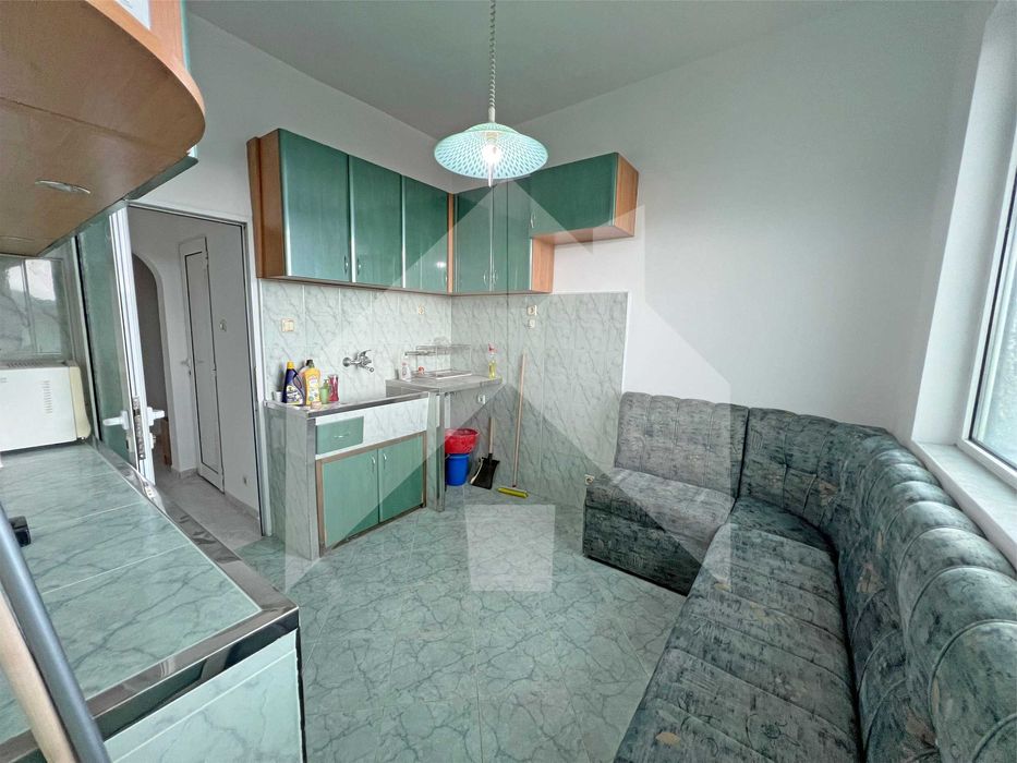 Продава се Двустаен апартамент в Нови пазар - 60 кв.м за 935 €/кв.м - Снимка #3