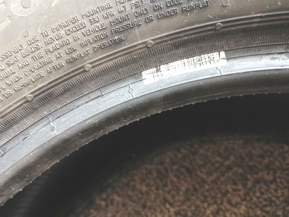 Anvelope Continental 225 /50 R17 94Y aproape noi