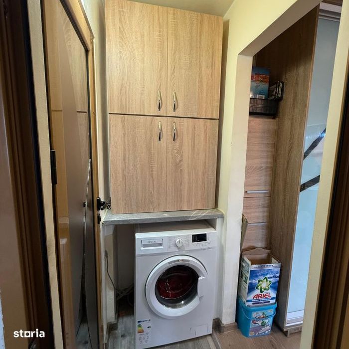 Apartament cu 3 camere, etaj 2, Str. Victor Babes