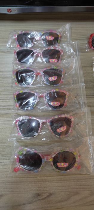 Детские солнцезащитные очки