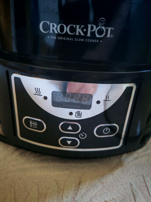 Slow cooker digital Crock-Pot  capacitate de 4,7 litri