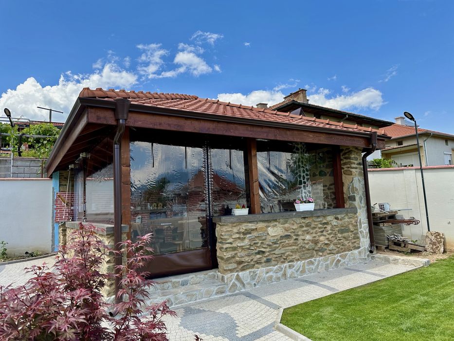 Ветроупорни завеси PVC кристал винил ветробрани акрилен тенти сенници