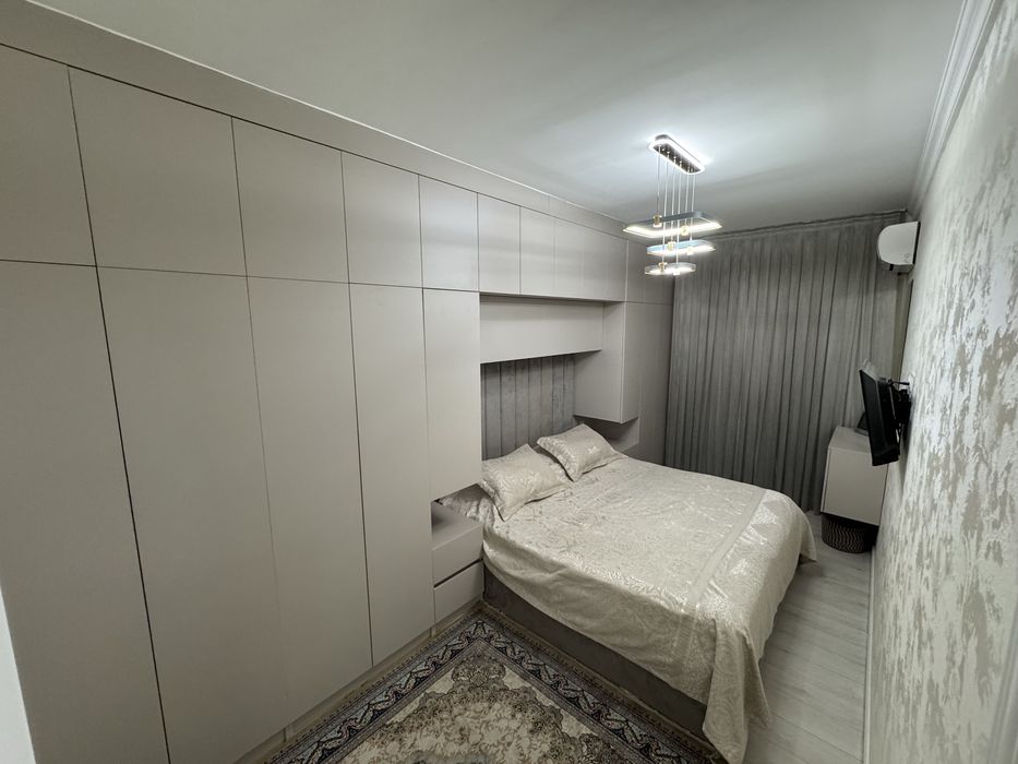 4 хонали зур ремонти ва мебель техникаси билан сотилади