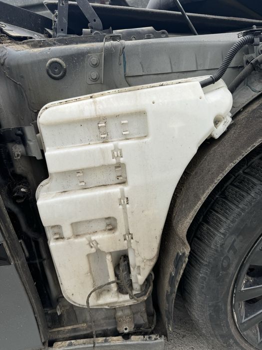 Казанче чистачки бмв ф01 ф02