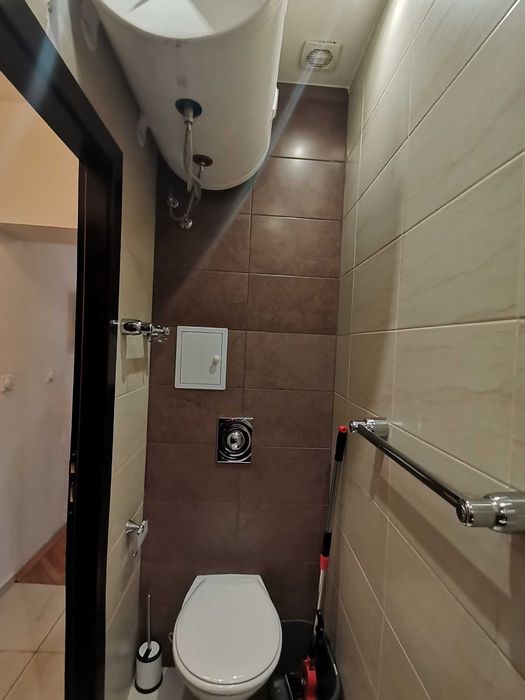 Дава се под наем Двустаен апартамент в Бургас, Център - 55 кв.м за 255 € - Снимка #4