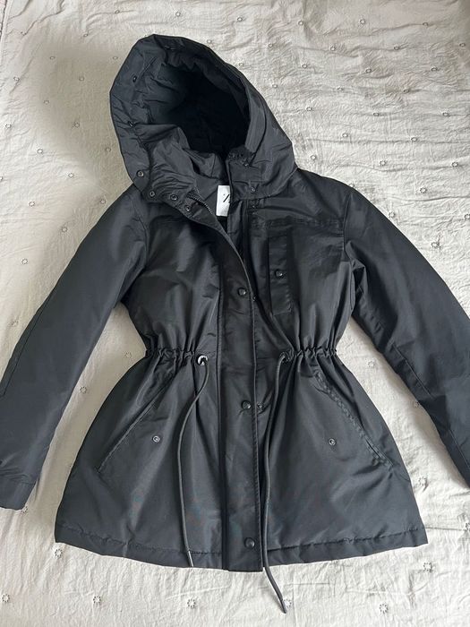 Отдaм дapoм куртку