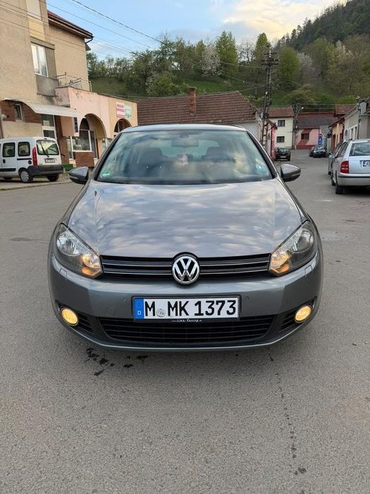 Volkswagen golf  1.4  MPI