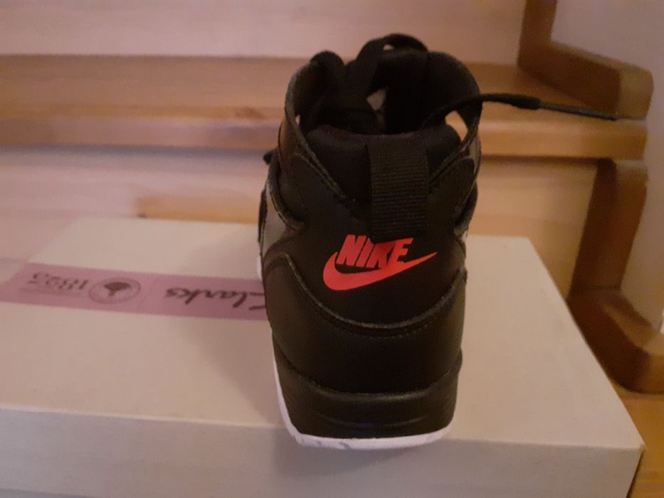 Спортни маратонки Nike Huarache