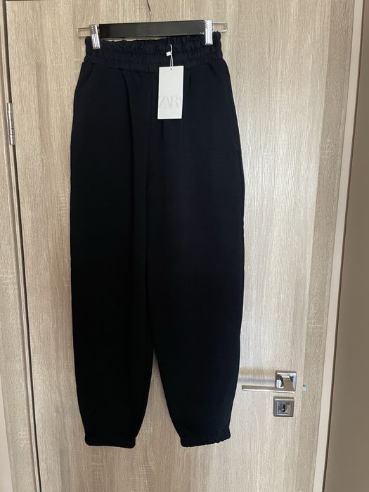 Нови спортни долнища ZARA