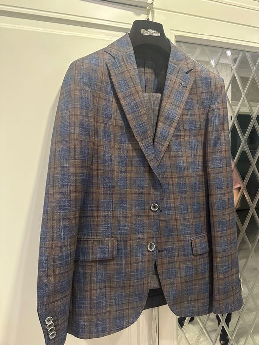 Новый костюм фирмы Bottega