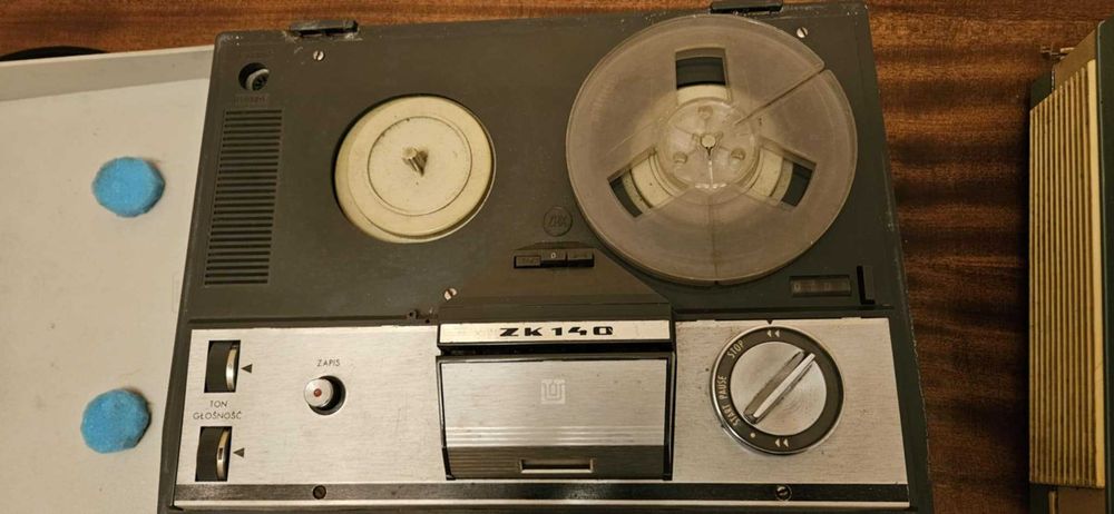 стар ретро магнетофон Grundig