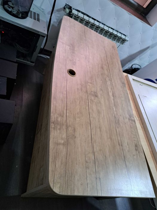 Офисная мебель столы